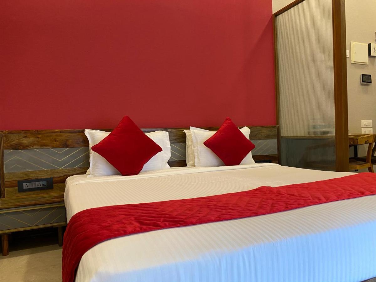 Theory9 Premium Service Apartments Khar Bombay Eksteriør billede