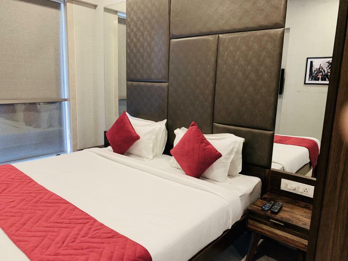 Theory9 Premium Service Apartments Khar Bombay Eksteriør billede